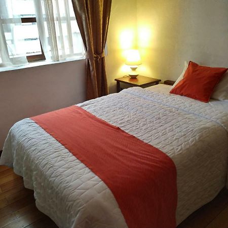Puembo Aleida'S Hostal מראה חיצוני תמונה