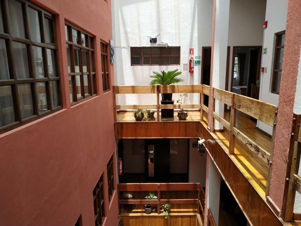Puembo Aleida'S Hostal מראה חיצוני תמונה