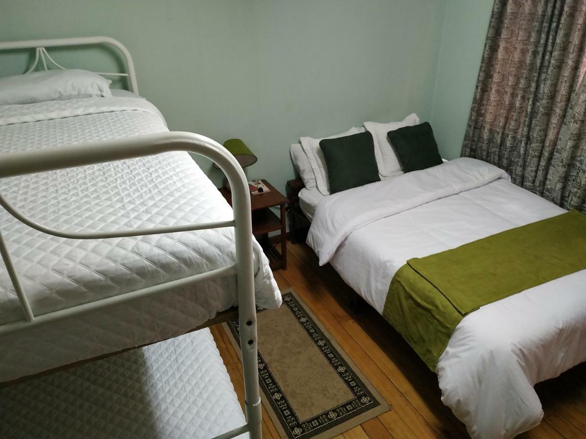 Puembo Aleida'S Hostal מראה חיצוני תמונה