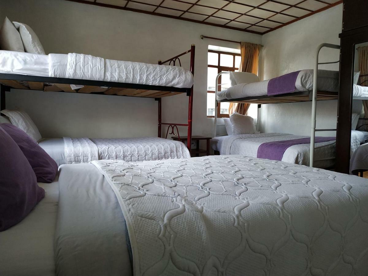Puembo Aleida'S Hostal מראה חיצוני תמונה