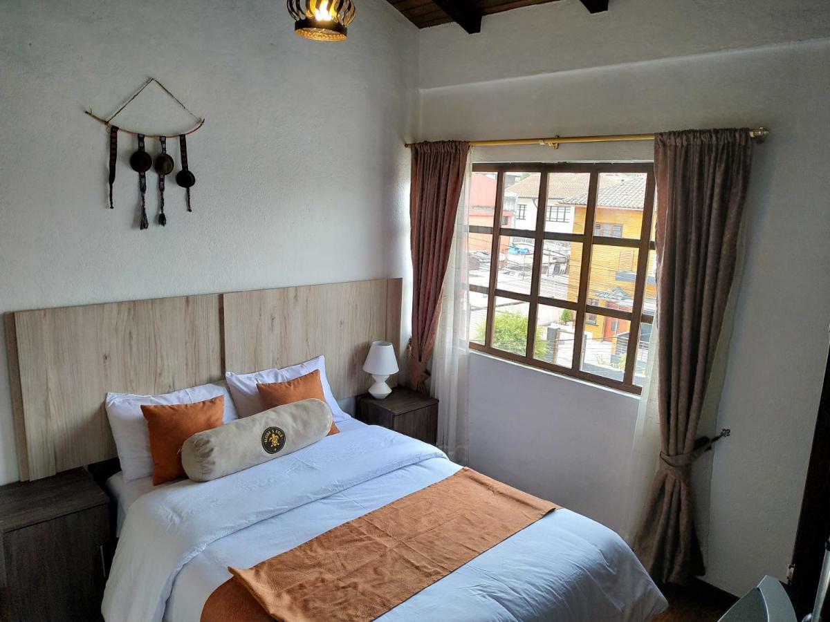 Puembo Aleida'S Hostal מראה חיצוני תמונה