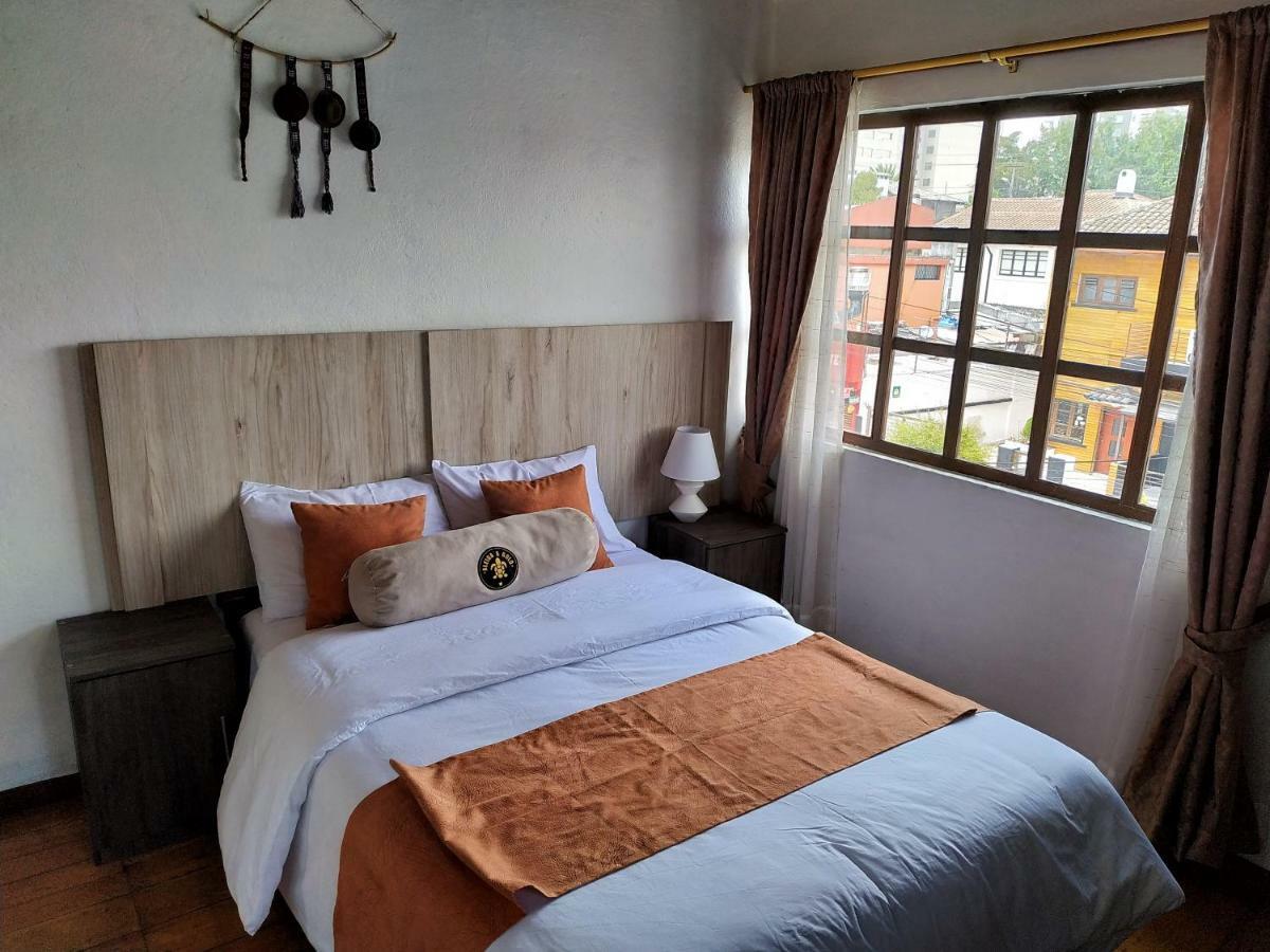 Puembo Aleida'S Hostal מראה חיצוני תמונה