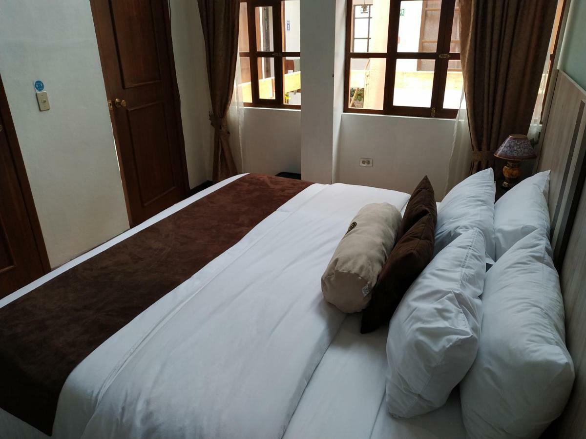Puembo Aleida'S Hostal מראה חיצוני תמונה
